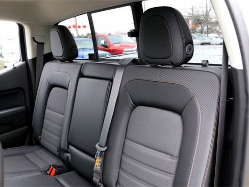 Used 2022 GMC Canyon AT4 w/ Trailering Package image 25