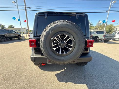 New 2027 Jeep Wrangler Unlimited Rubicon AWD/4WD image 4