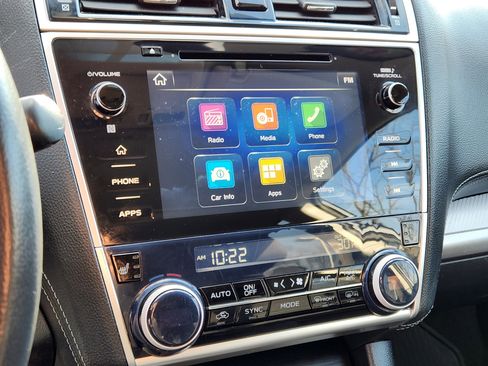 Used 2018 Subaru Outback 2.5i Premium image 20