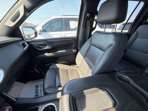 Used 2022 Chevrolet Suburban Z71 AWD/4WD image 31