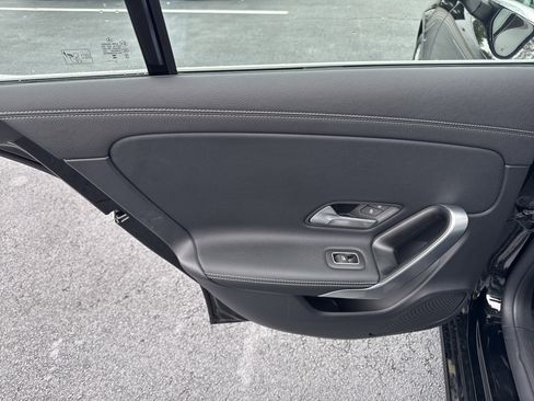 Used 2024 Mercedes-Benz CLA 250 image 4