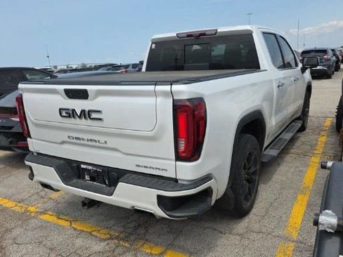 Used 2021 GMC Sierra 1500 Denali w/ Technology Package AWD/4WD image 3