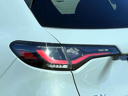 Certified 2023 Honda HR-V Sport image 8