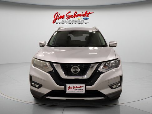 Used 2018 Nissan Rogue SL AWD/4WD image 3