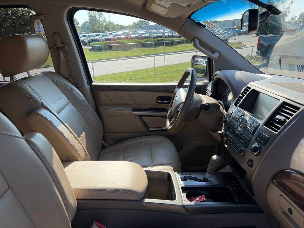 Used 2015 Nissan Armada Platinum AWD/4WD image 29