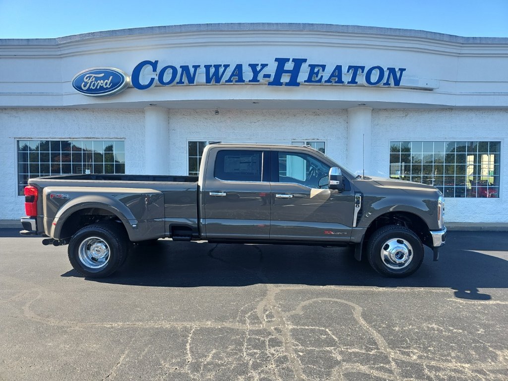 New 2027 Ford F350 Lariat w/ Lariat Ultimate Package AWD/4WD image 1