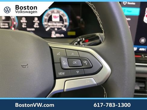 New 2026 Volkswagen Tiguan SE image 19