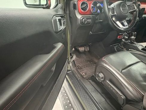 Used 2021 Jeep Wrangler Unlimited Rubicon AWD/4WD image 13