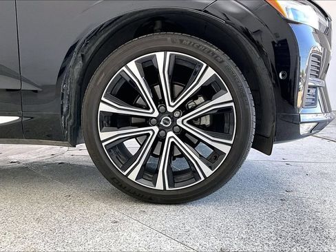 Used 2023 Volvo XC60 B5 Ultimate w/ Climate Package AWD/4WD image 10