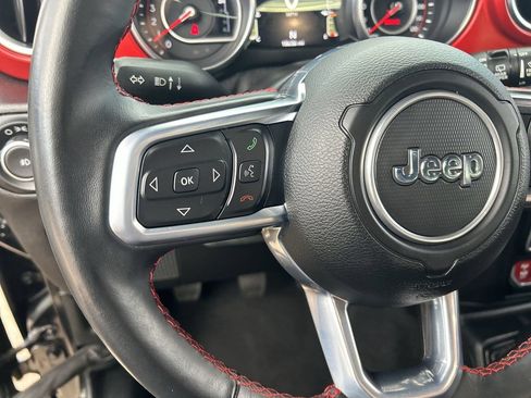 Used 2021 Jeep Wrangler Unlimited Rubicon AWD/4WD image 19