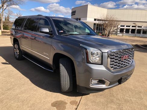 Used 2019 GMC Yukon XL Denali w/ Open Road Package image 4