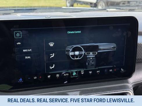 Used 2024 Ford Mustang GT Premium image 18