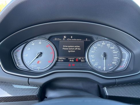 Used 2022 Audi SQ5 Premium image 21