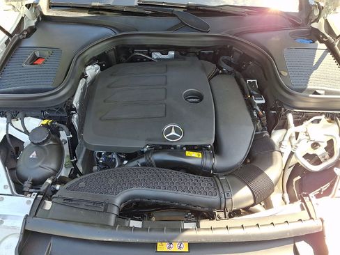 Used 2022 Mercedes-Benz GLC 300 4MATIC image 28
