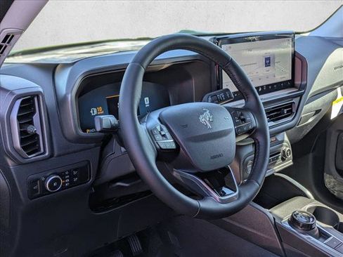 New 2025 Ford Bronco Sport Outer Banks w/ Outer Banks Tech Package+ AWD/4WD image 3