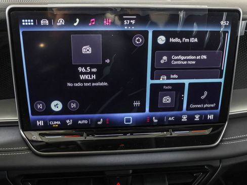 New 2026 Volkswagen Tiguan SE image 27