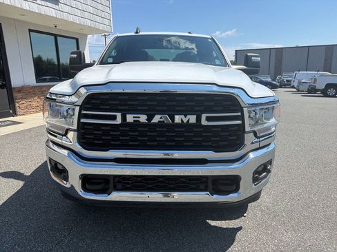 Used 2024 RAM 2500 Big Horn w/ Off Road Package AWD/4WD image 9