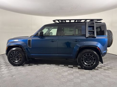 New 2026 Land Rover Defender 110 OCTA AWD/4WD image 2
