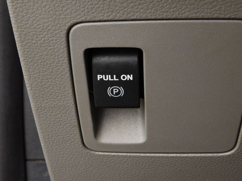 Used 2019 Ford F150 XLT w/ Equipment Group 301A Mid RWD image 22