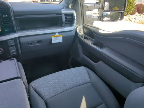 New 2026 Ford F250 XLT w/ XLT Premium Package image 15