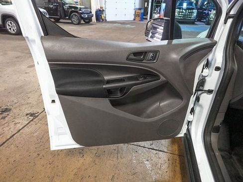 Used 2022 Ford Transit Connect XL image 6