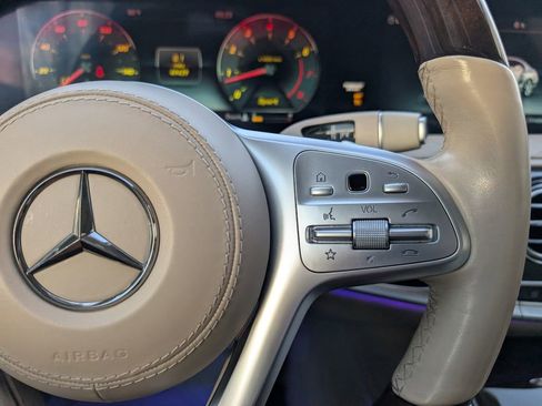Certified 2018 Mercedes-Benz S 560 4MATIC Sedan image 23