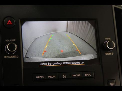 Used 2025 Subaru Crosstrek 2.0i image 13