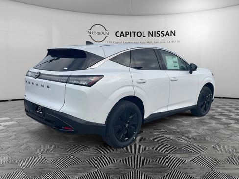 Certified 2025 Nissan Murano SV image 6