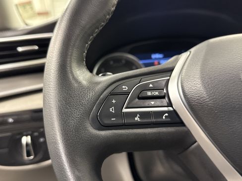Used 2024 INFINITI QX50 Luxe image 10