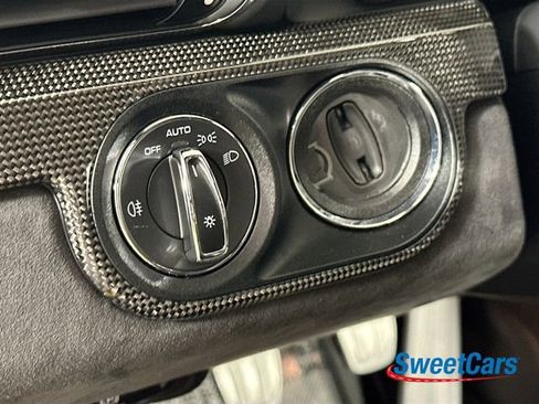 Used 2018 Porsche 911 GT3 w/ Sport Chrono Package image 17