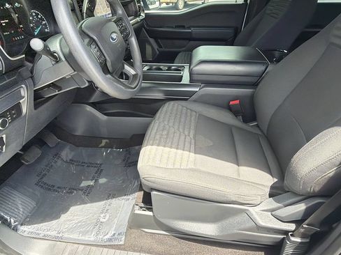 Used 2022 Ford F150 XL w/ STX Appearance Package RWD image 9