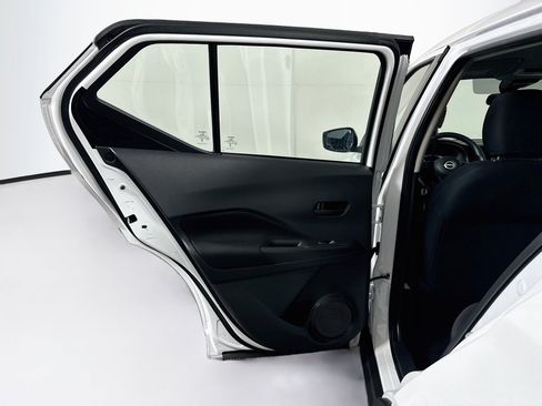 Used 2024 Nissan Kicks S FWD image 25