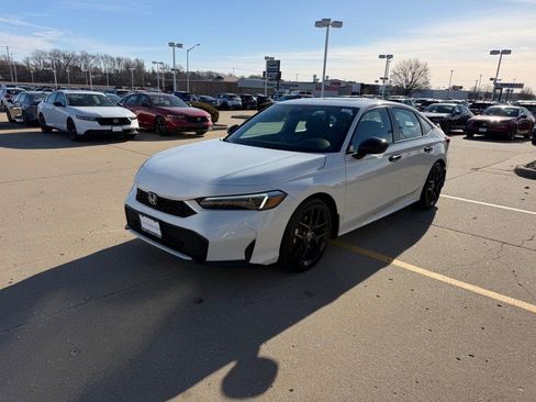 Certified 2025 Honda Civic Sport image 6