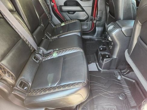 Used 2021 Jeep Gladiator Overland AWD/4WD image 31