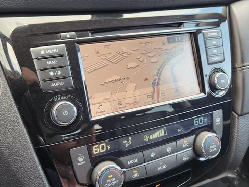 Used 2020 Nissan Rogue SL AWD/4WD image 8
