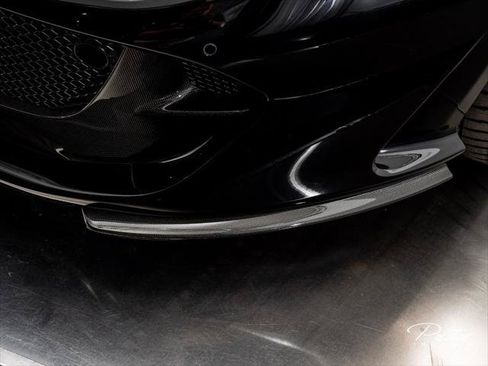 Used 2022 Ferrari 812 GTS RWD image 6