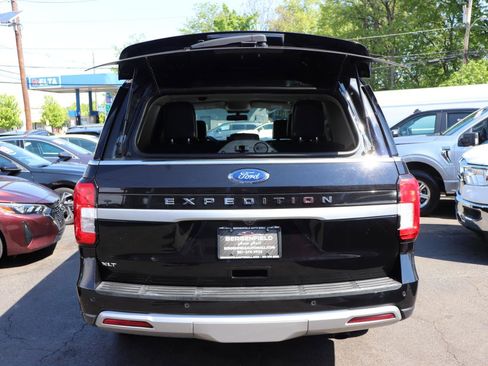 Used 2024 Ford Expedition XLT AWD/4WD image 58
