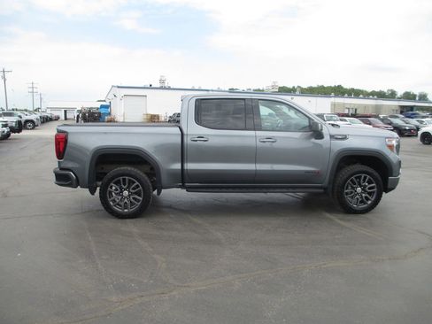 Used 2021 GMC Sierra 1500 AT4 w/ AT4 Premium Package AWD/4WD image 6