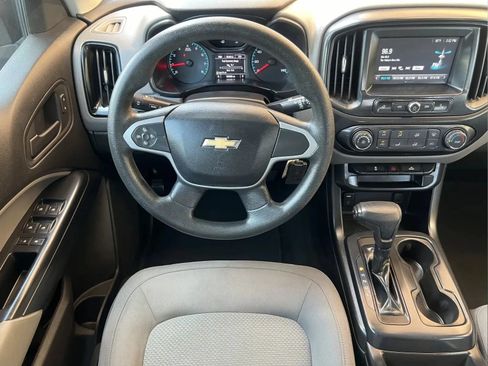 Used 2017 Chevrolet Colorado W/T w/ WT Convenience Package RWD image 12