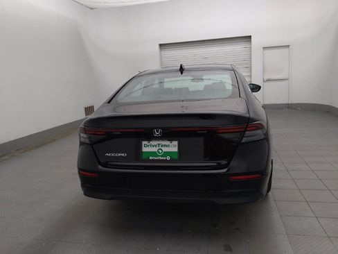 Used 2023 Honda Accord EX image 7