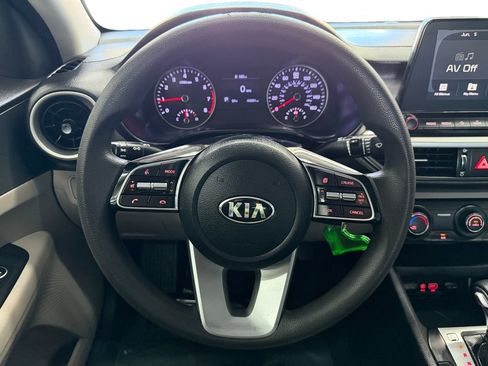Used 2020 Kia Forte LXS FWD image 13