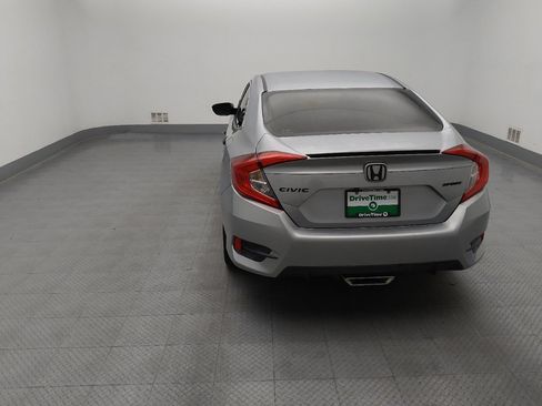 Used 2020 Honda Civic Sport image 6