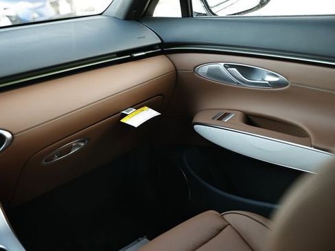 New 2026 Genesis GV70 2.5T Advanced image 30