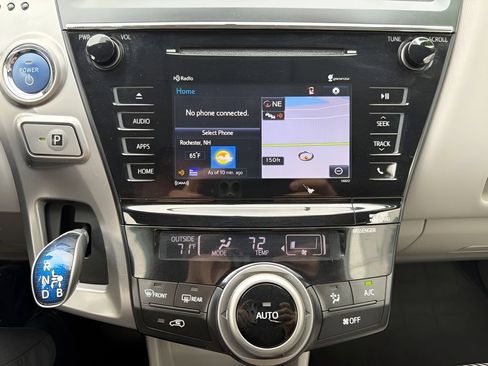 Used 2015 Toyota Prius V Three FWD image 15