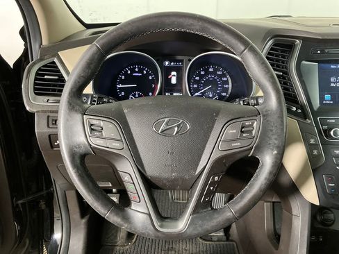 Used 2017 Hyundai Santa Fe Sport image 13