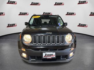 Used 2017 Jeep Renegade Latitude w/ Cold Weather Group video 2