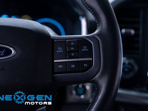 Used 2023 Ford F150 Lariat w/ Trailer Tow Package image 20