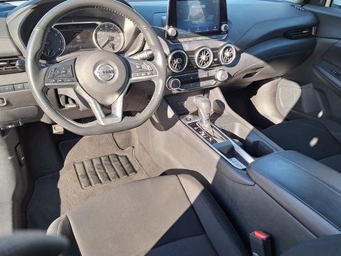 Used 2022 Nissan Sentra SV image 24