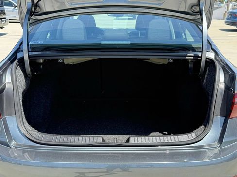 Used 2025 Volkswagen Jetta S FWD image 10