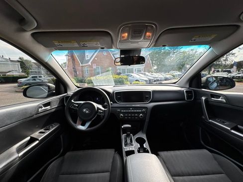 Used 2021 Kia Sportage LX FWD image 13